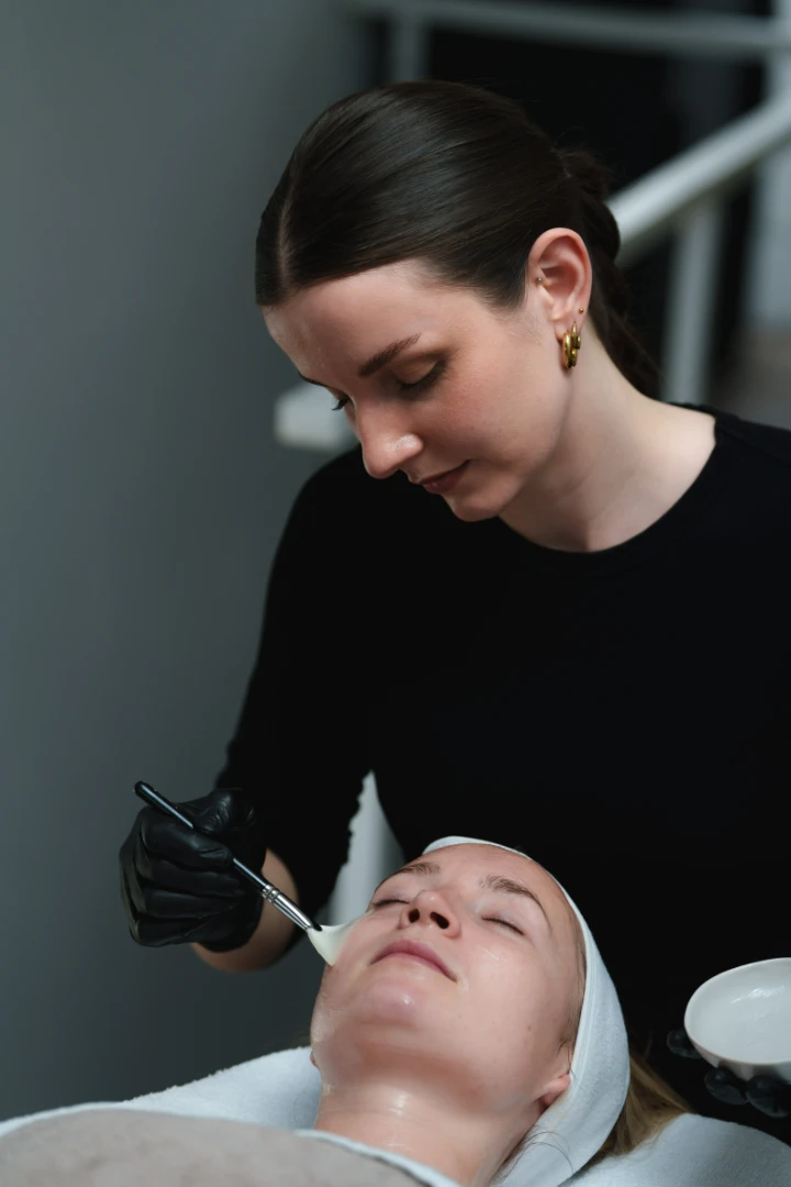 The Bare Skin Lab – Material MZ-062